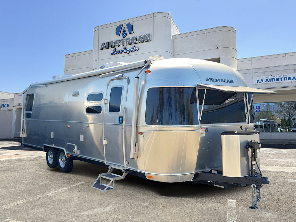 2025 Airstream Globetrotter 30RBQ RV