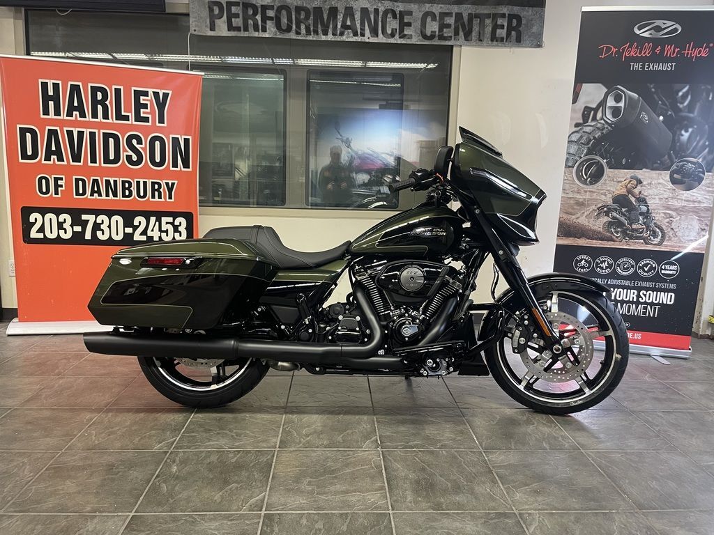 2026 Harley-Davidson® FLHX - Street Glide® FLHX in Danbury, CT