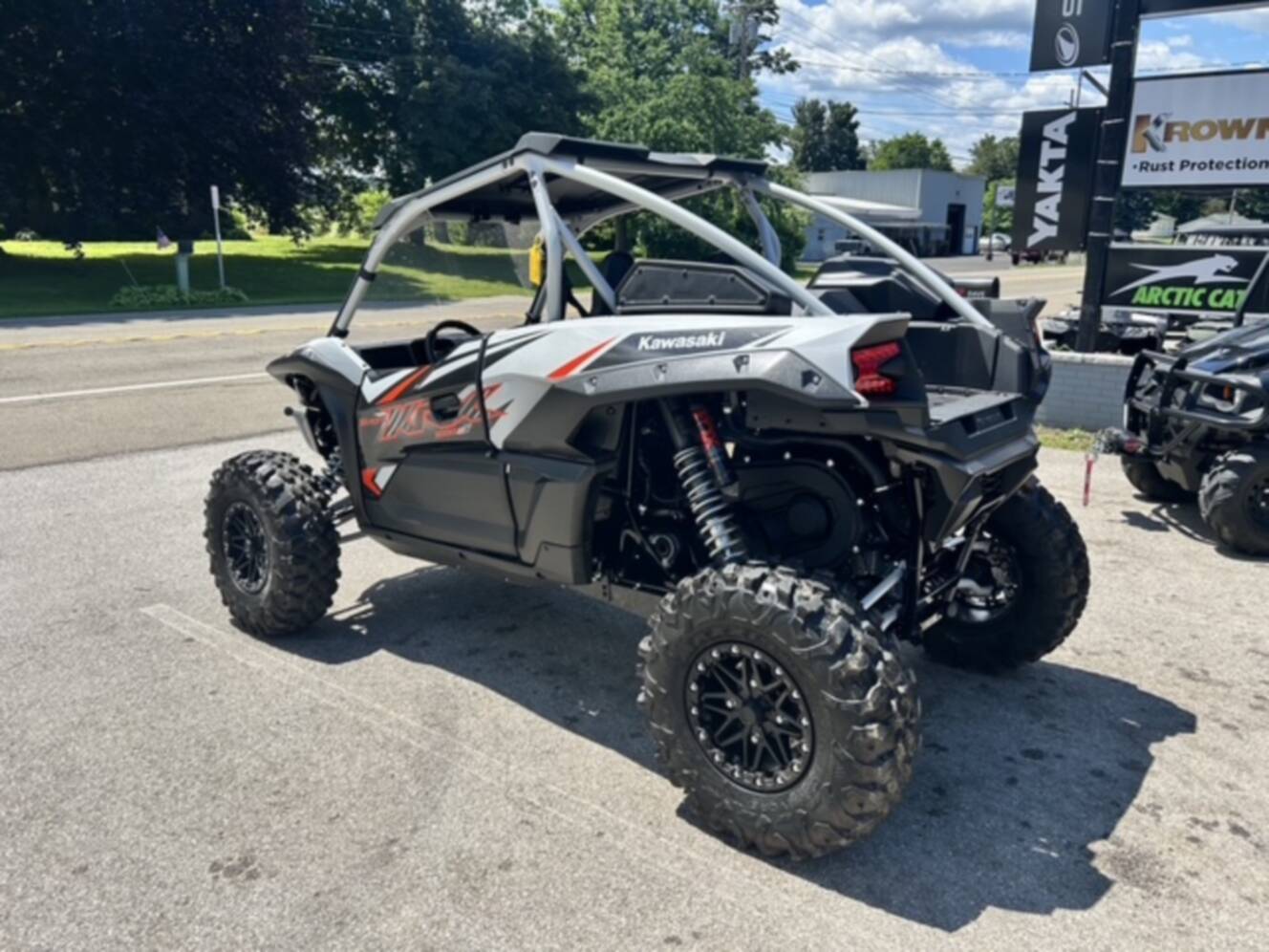 A photo of this 2023 Kawasaki TERYX