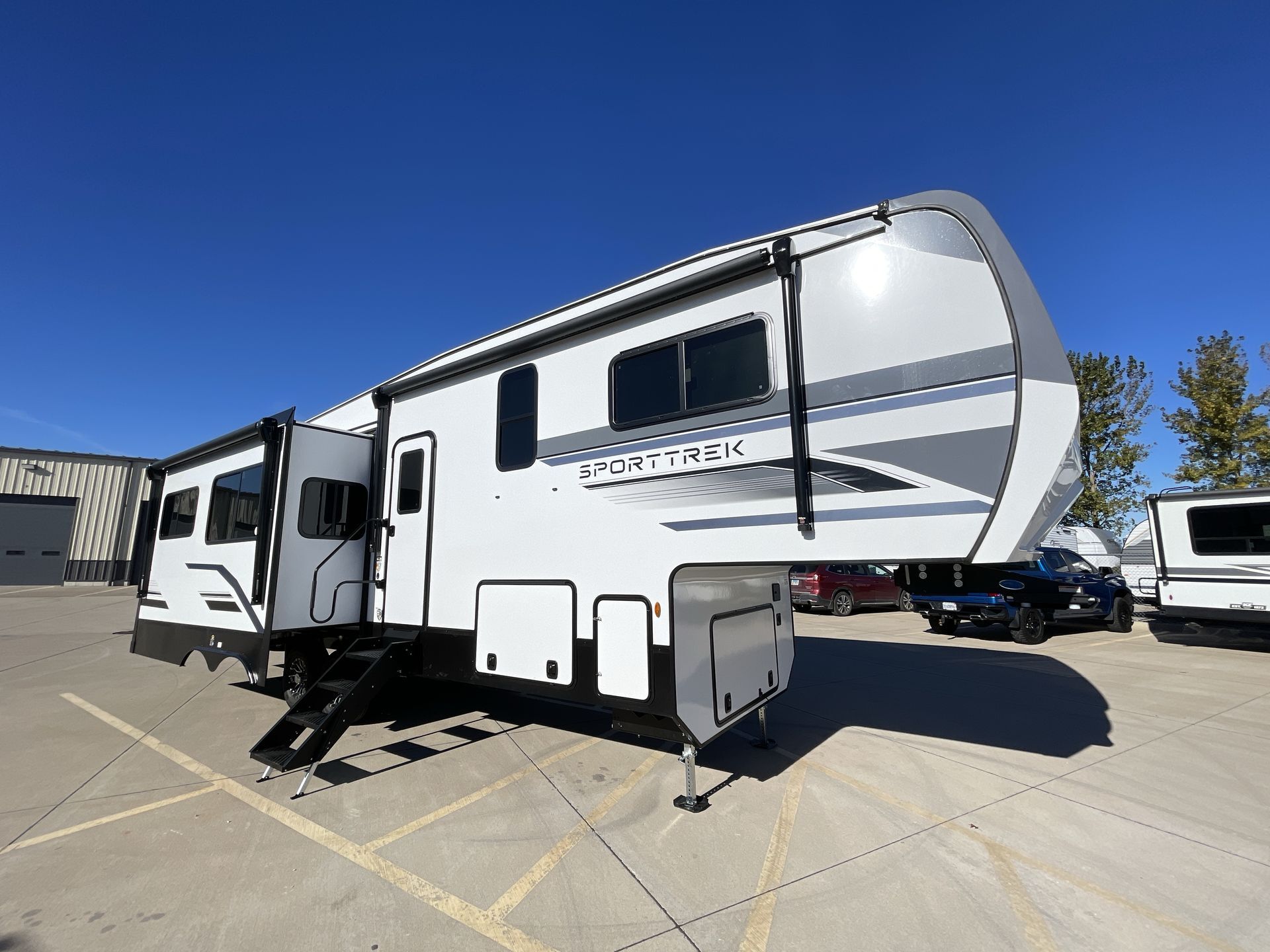2026 Venture Rv SPORTTREK FW STF303VIK RV
