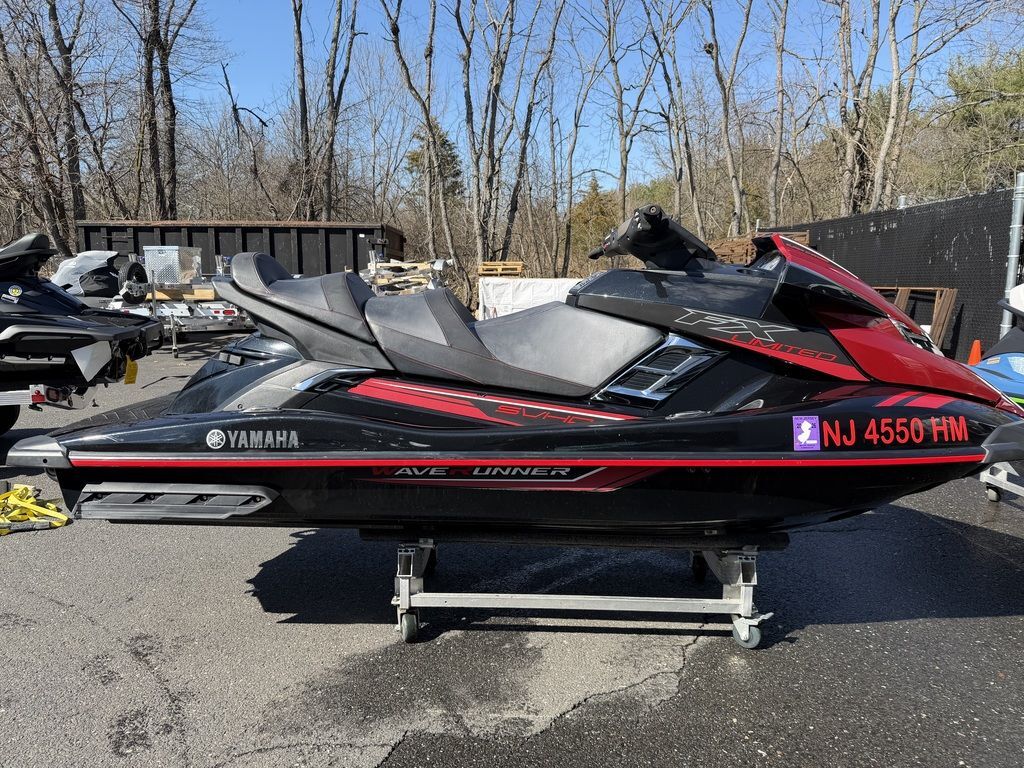 Black Yamaha For Sale - Yamaha Personal Watercraft - PWC Trader