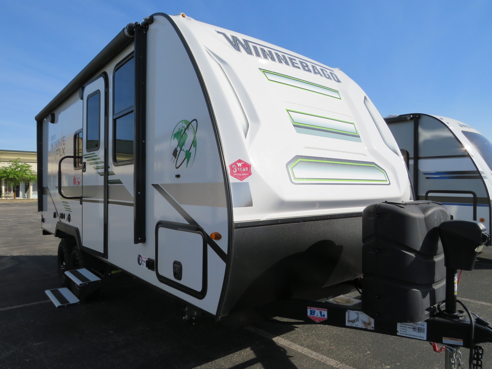 2022 Winnebago MICRO MINNIE FLX 2108DS in jeffersonville OH