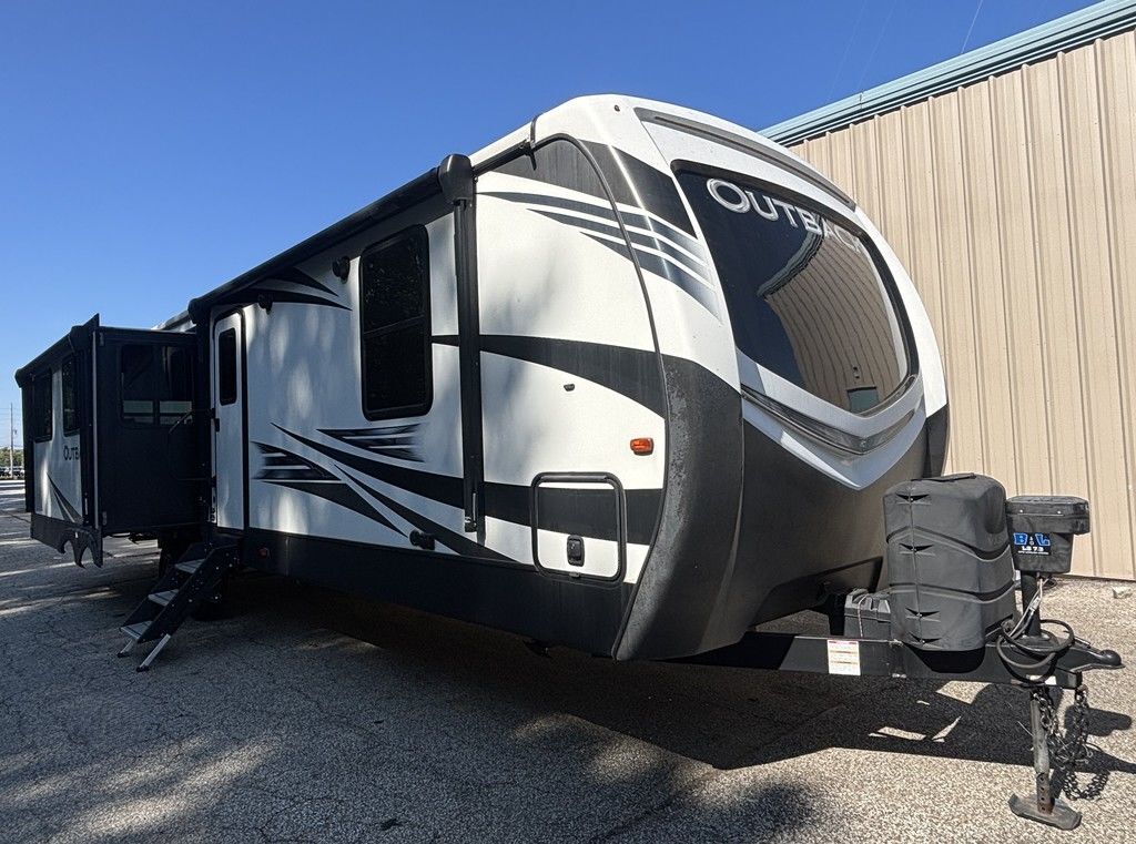 2020 Keystone Rv Outback 328RL in erie PA
