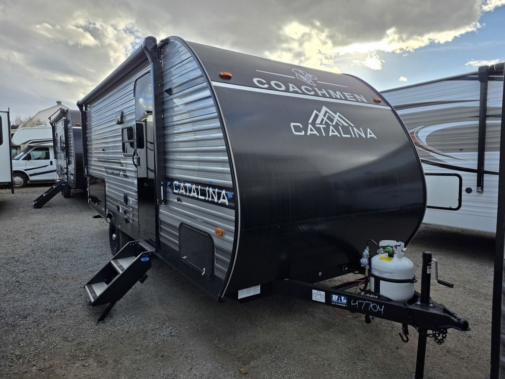 2026 Coachmen Catalina Summit Series 7 184BHSX in reno NV