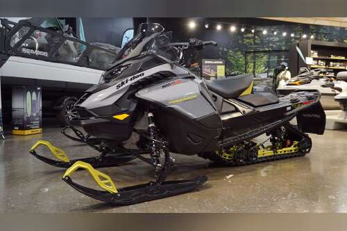 2026 Ski-Doo Renegade® Adrenaline® 900 ACE Turbo R RipSaw 1.25_Gre in watkins MN