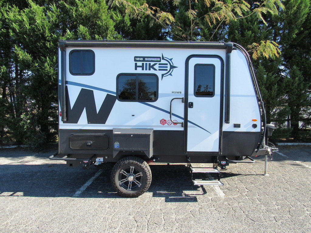 2023 Winnebago Hike 100 H1316FB RV