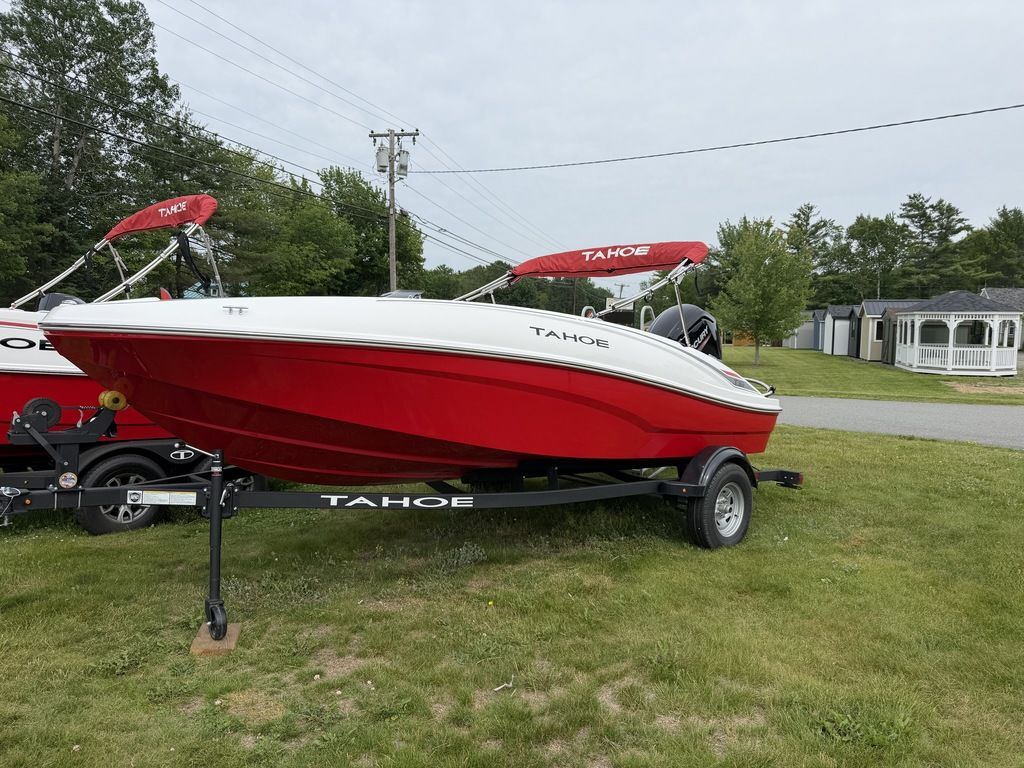 2026 Tahoe® T16 in holden ME