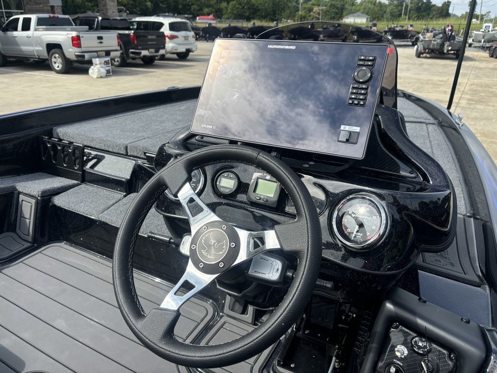 New 2027 Phoenix Bass Boats 721ZXL Pro Xp For Sale in Guntersville