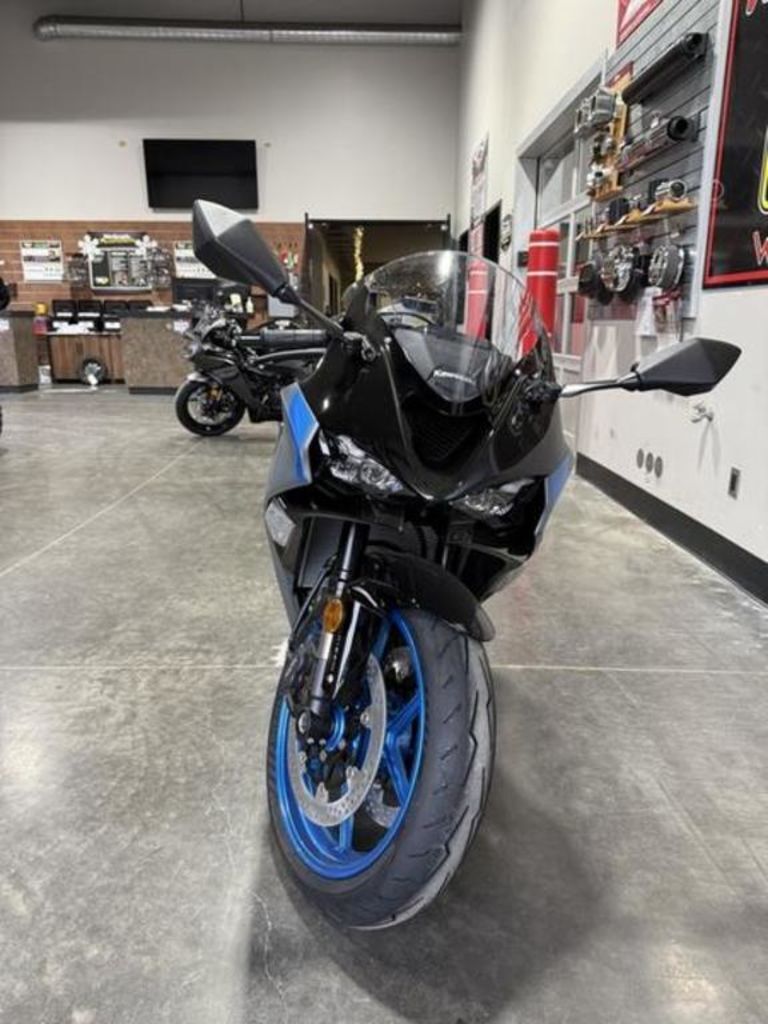 2026 Kawasaki Ninja® ZX -6R ABS ABS in Cedar Rapids, IA