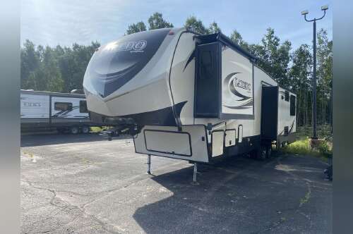2018 Keystone LAREDO 325RL in rhinelander WI
