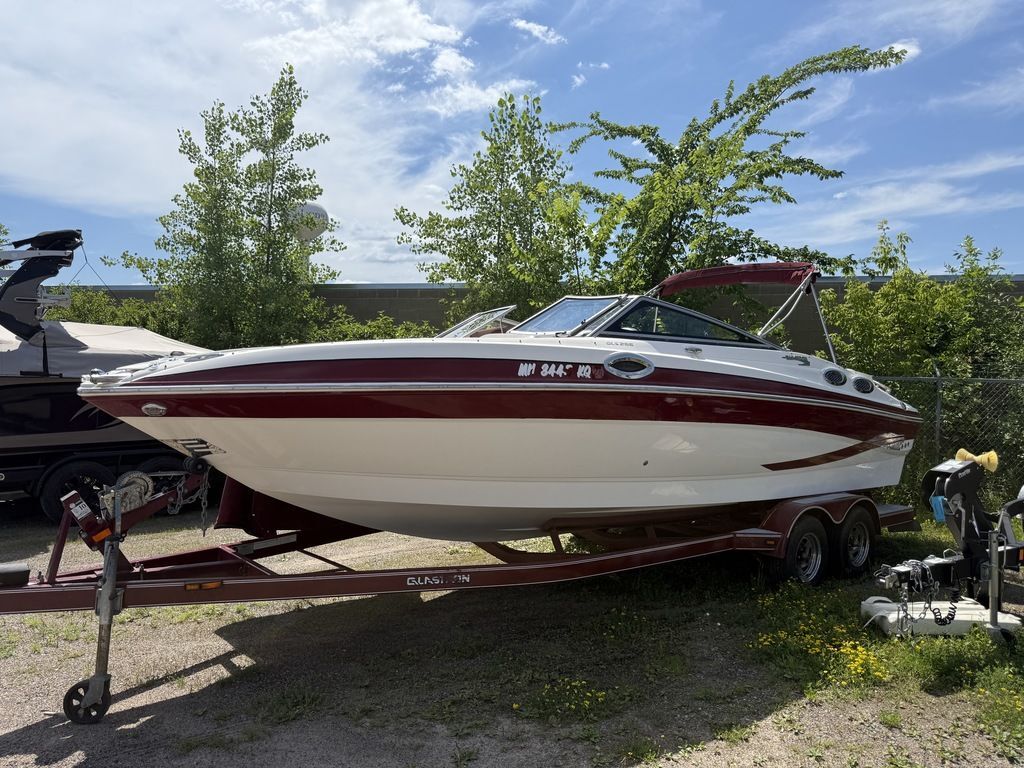 2009 Glastron GLS 255 BR 215 in wayzata MN