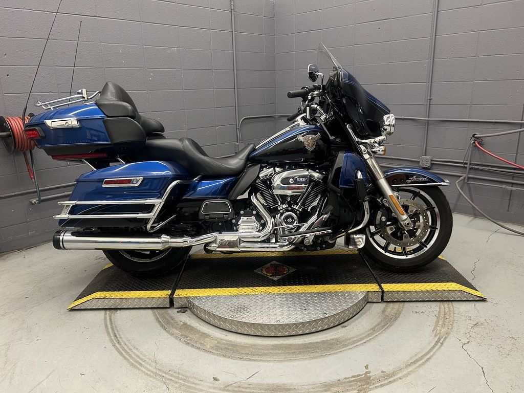 2018 Harley-Davidson® FLHTK - Ultra Limited ULTRA LIMITED in Great Falls, MT