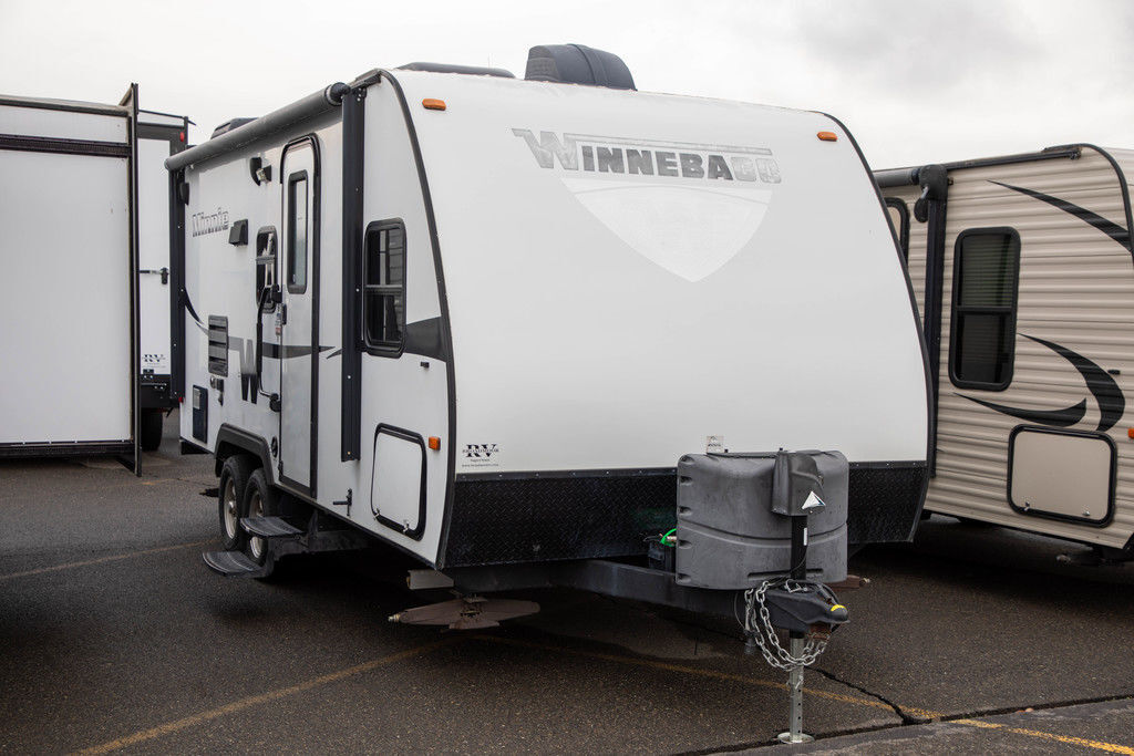 2015 Winnebago Minnie 2101FBS RV