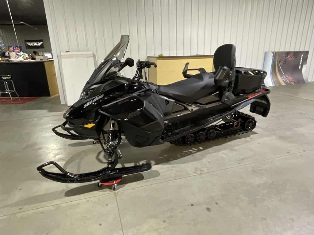 2026 Ski-Doo Grand Touring LE with Platinum Package 900 ACE 900 ACE 137 in cedar falls IA