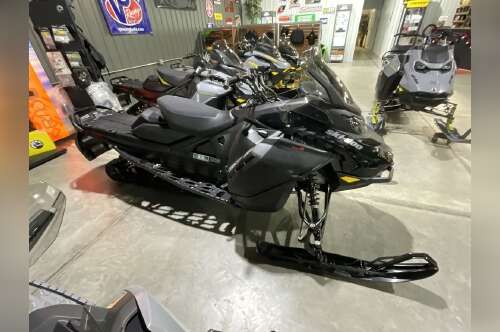 2026 Ski-Doo Renegade® Adrenaline® 900 ACE Turbo R RipSaw 1.25_Bla in cedar falls IA