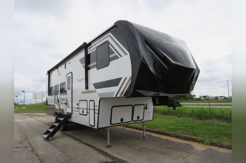 2026 Keystone RAPTOR CARBON SERIES 321LT in jeffersonville OH