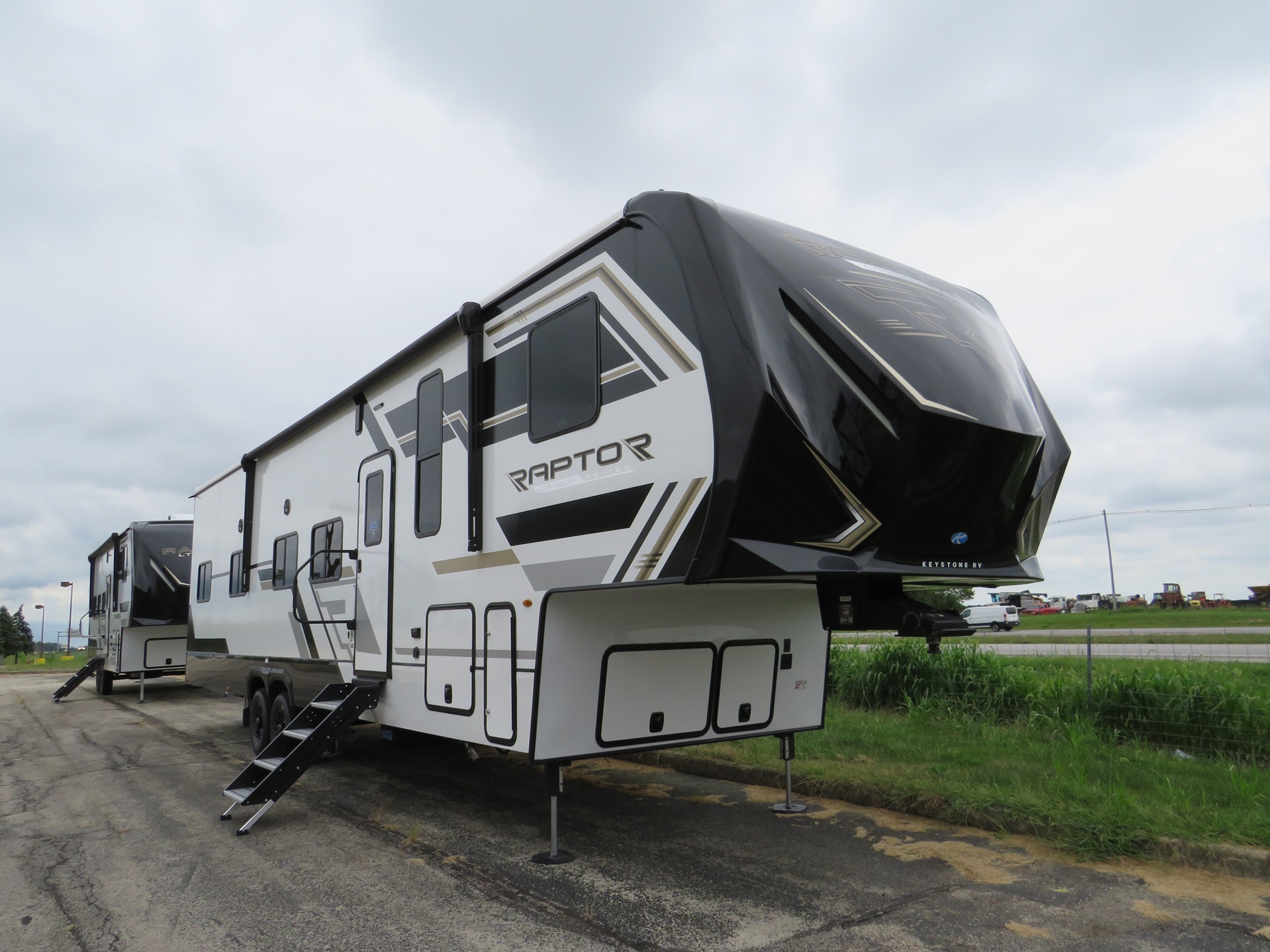 2026 Keystone RAPTOR CARBON SERIES 363 in jeffersonville OH