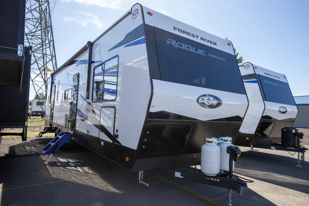 2026 Forest River Vengeance Rogue Armored 32L132 in spokane WA