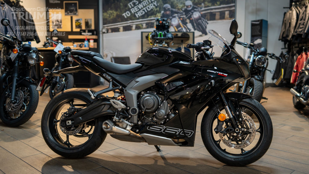 2026 Triumph Daytona 660 Sapphire Black 660 in Brea, CA