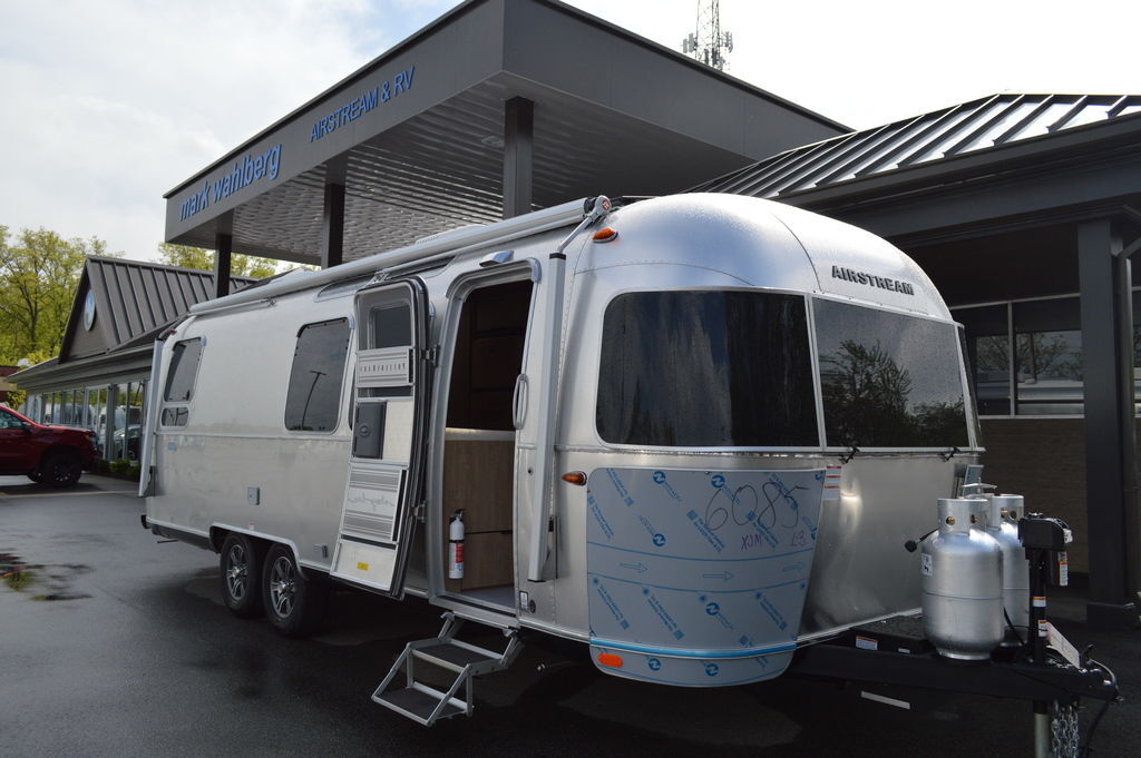 2025 Airstream Pottery Barn® Special Edition 28RB RV