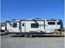 Smoothest-Towing Fifth Wheels Under 0K image