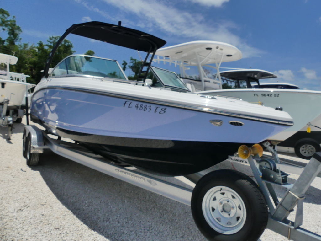 2023 Chaparral 23 SSi OB in bradenton FL