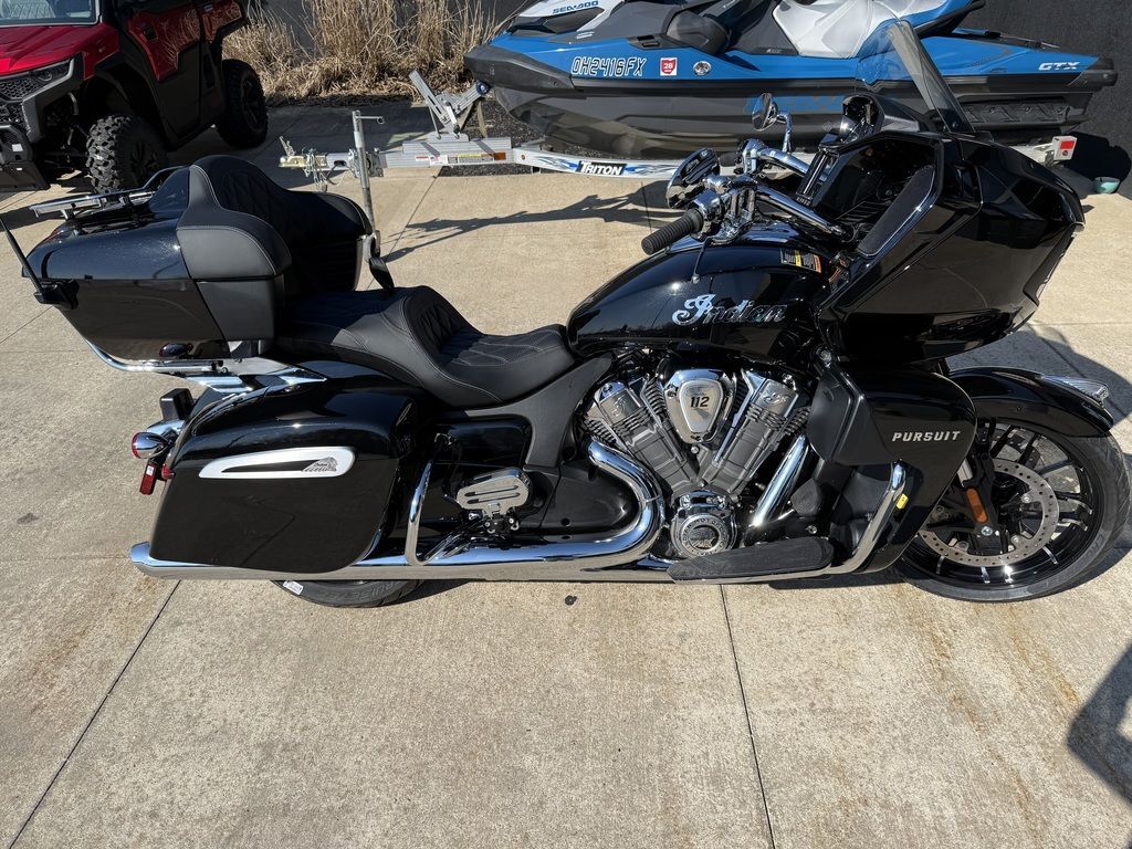 2026 Indian Motorcycle® Pursuit® Limited 112 Black Metallic LIMITED in Niles, OH