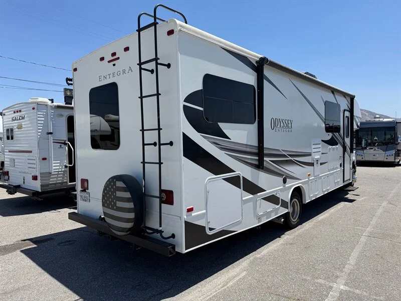 2022 Thor Odyssey Entegra 31F
