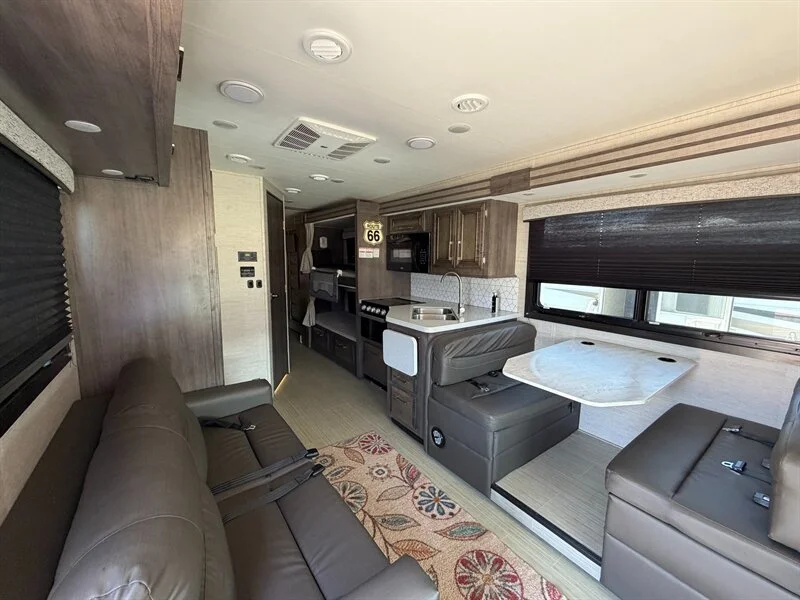 2022 Thor Odyssey Entegra 31F
