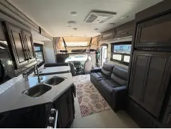 2022 Thor Odyssey Entegra 31F