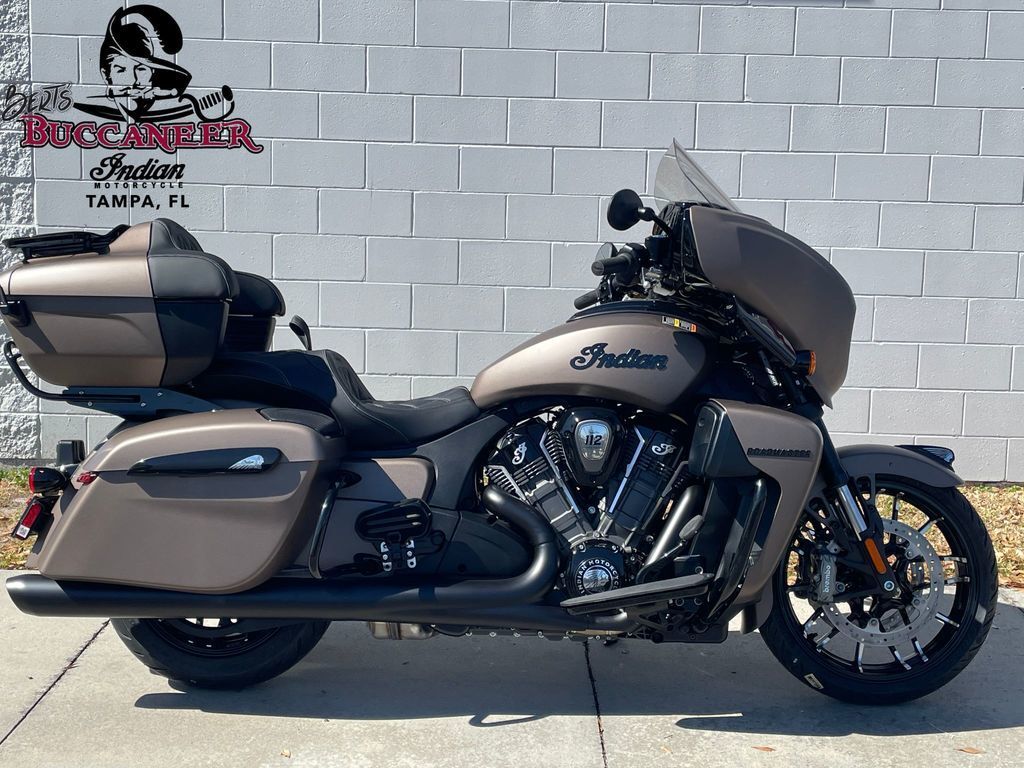 2025 Indian Motorcycle® ROADMASTER POWERPLUS DRK HORSE 112 RA, 49ST Dark Horse DARK HORSE in Tampa, FL