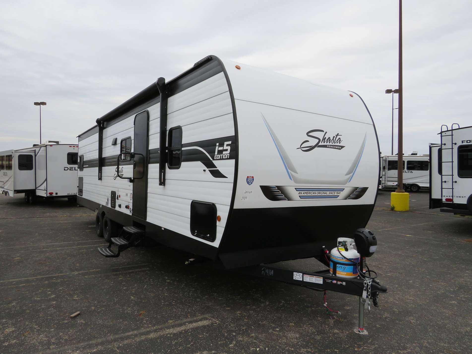 2026 Coachmen SHASTA I-5 EDITION 532BEDS in jeffersonville OH