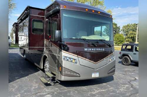 2018 Winnebago Forza 36G in rockford IL