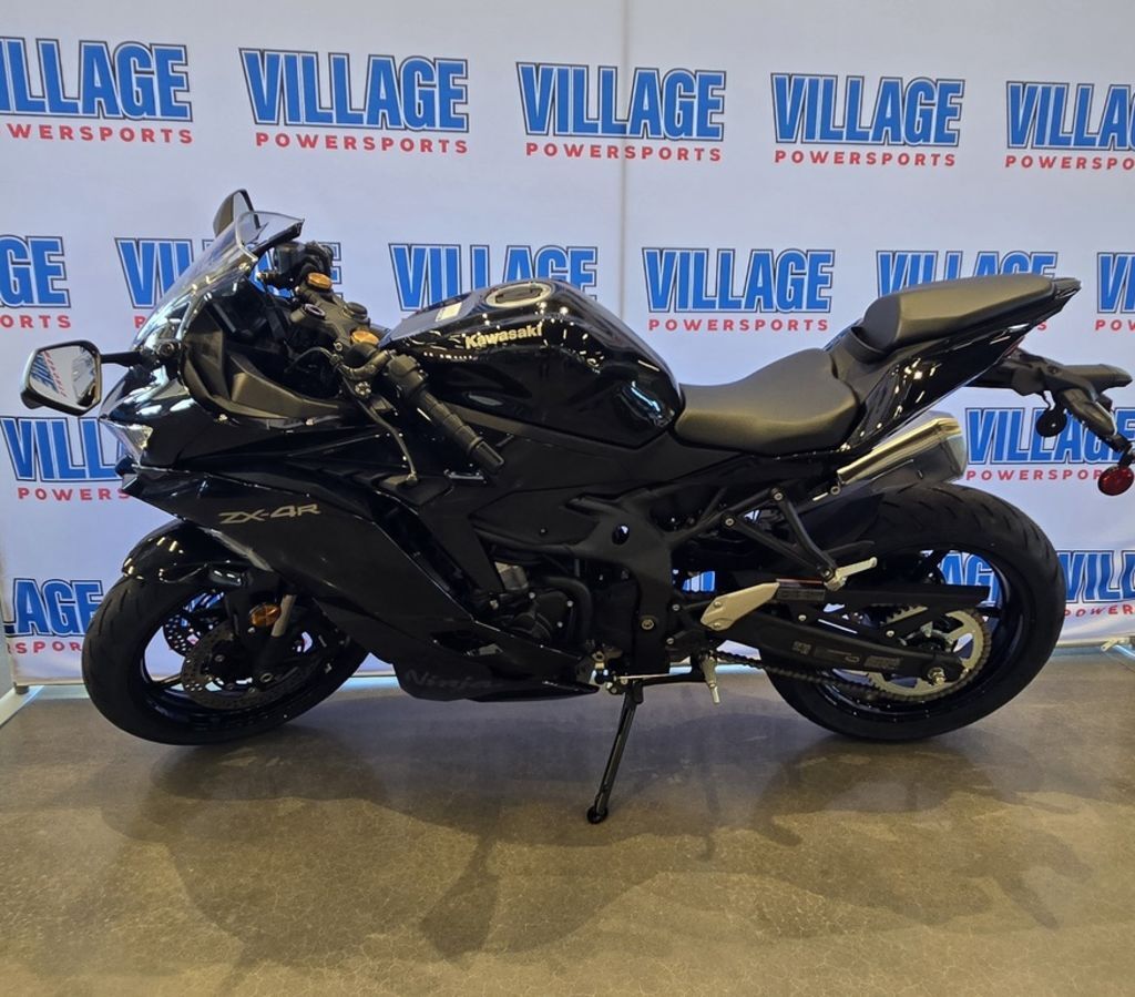 Black Kawasaki Ninja ZX-4R Motorcycles For Sale in Florida - Cycle