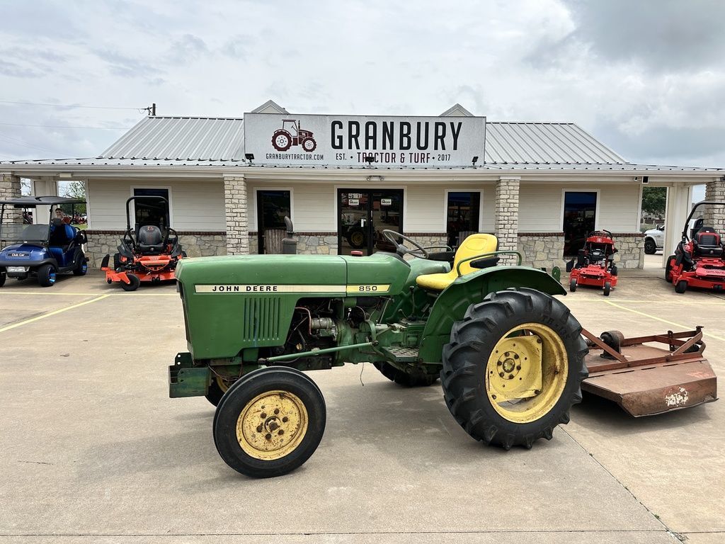 1982 John Deere 850 W/ Rotary Cutter in Fort Worth, TX