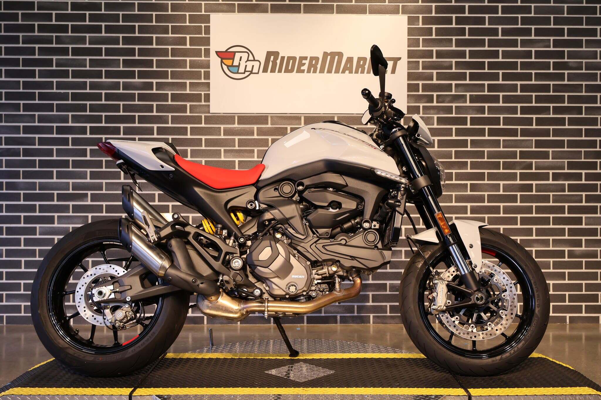 2025 Ducati Monster 937 937 in Ormond Beach, FL