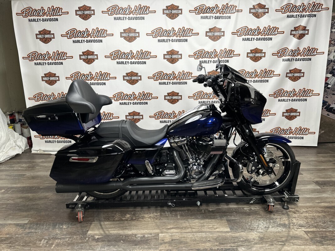 2025 Harley-Davidson Street Glide in Rapid City, SD