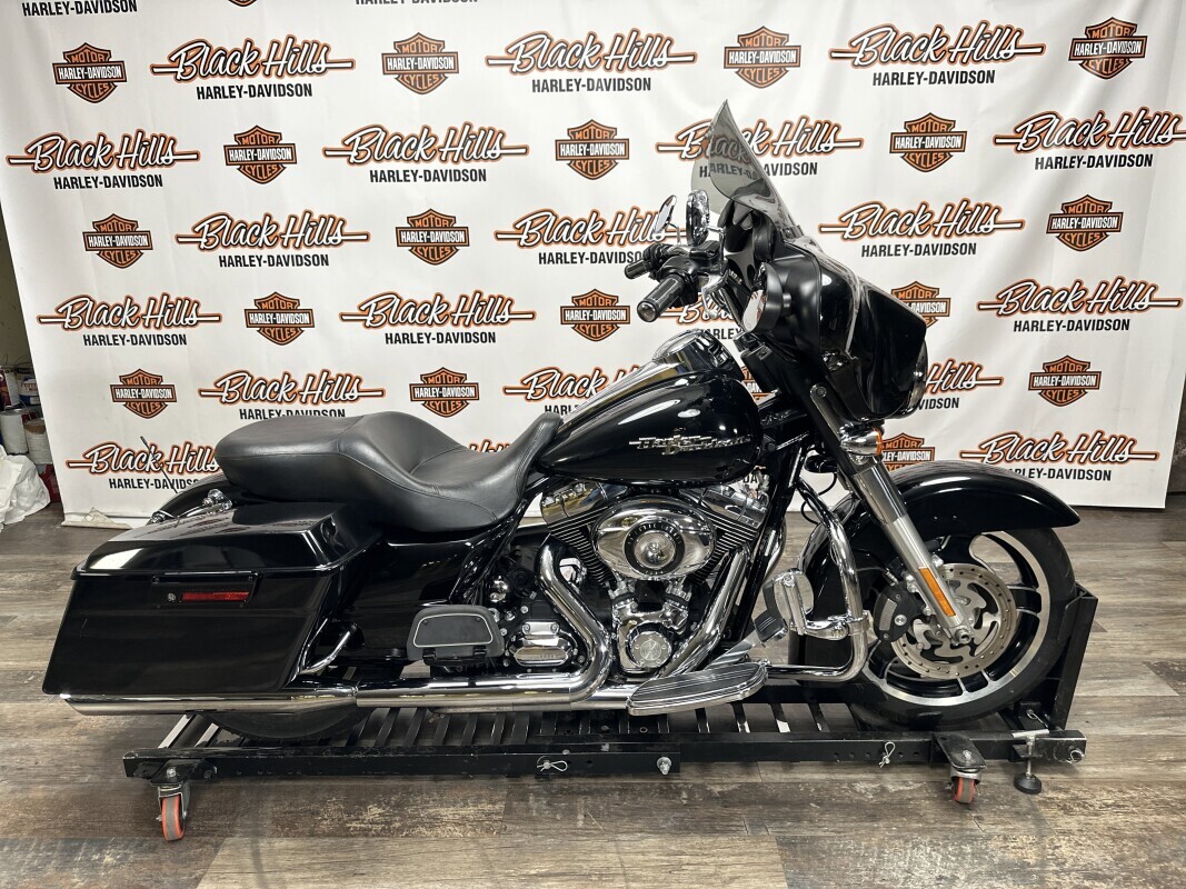 2010 Harley-Davidson Street Glide in Rapid City, SD