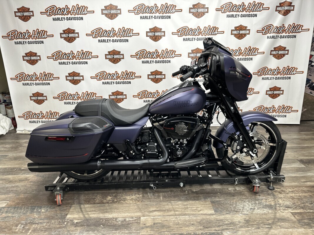 2025 Harley-Davidson Street Glide in Rapid City, SD