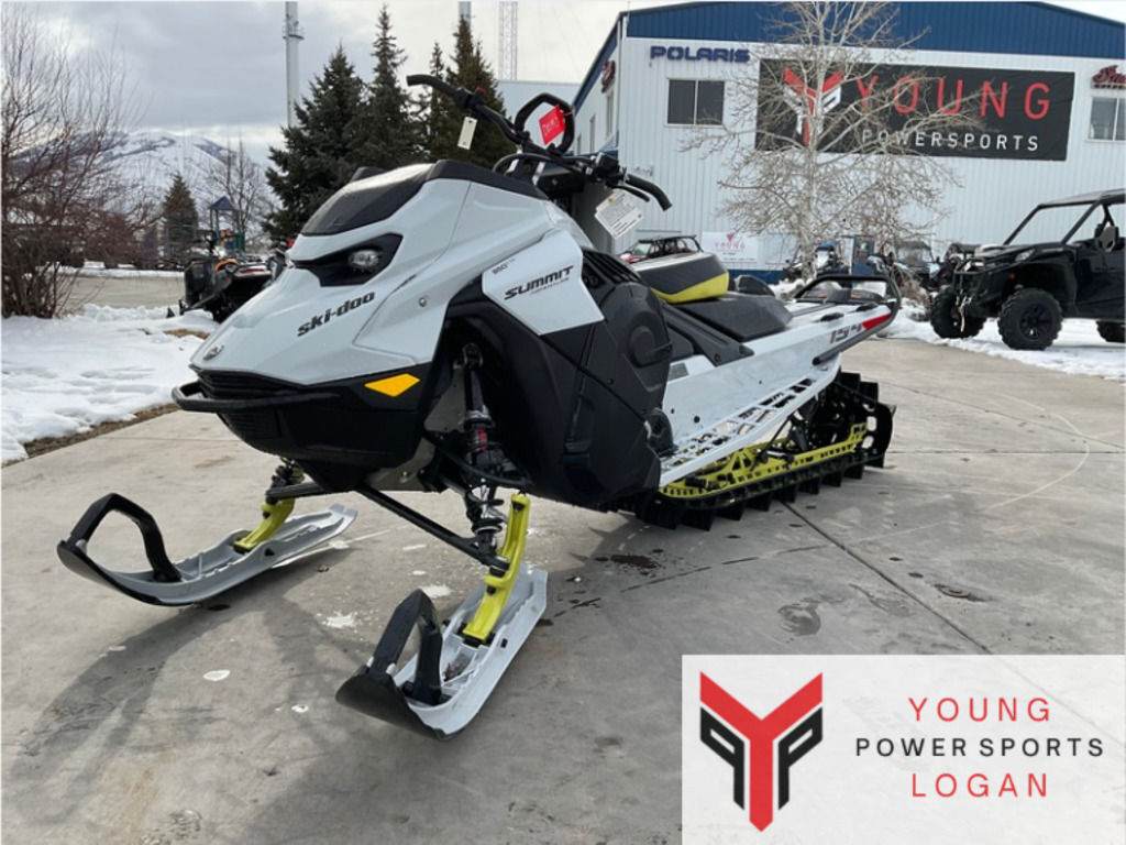 2025 Ski-Doo Summit® Adrenaline® with Edge Package 850 E-TEC 165 S 850 E-TEC 165 3.0 in logan UT