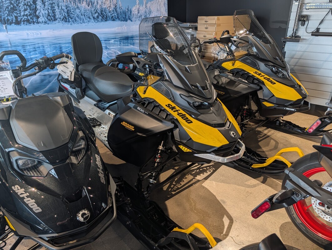 Yellow Ski-Doo Snowmobile For Sale Near 80014 - Snowmobile Trader