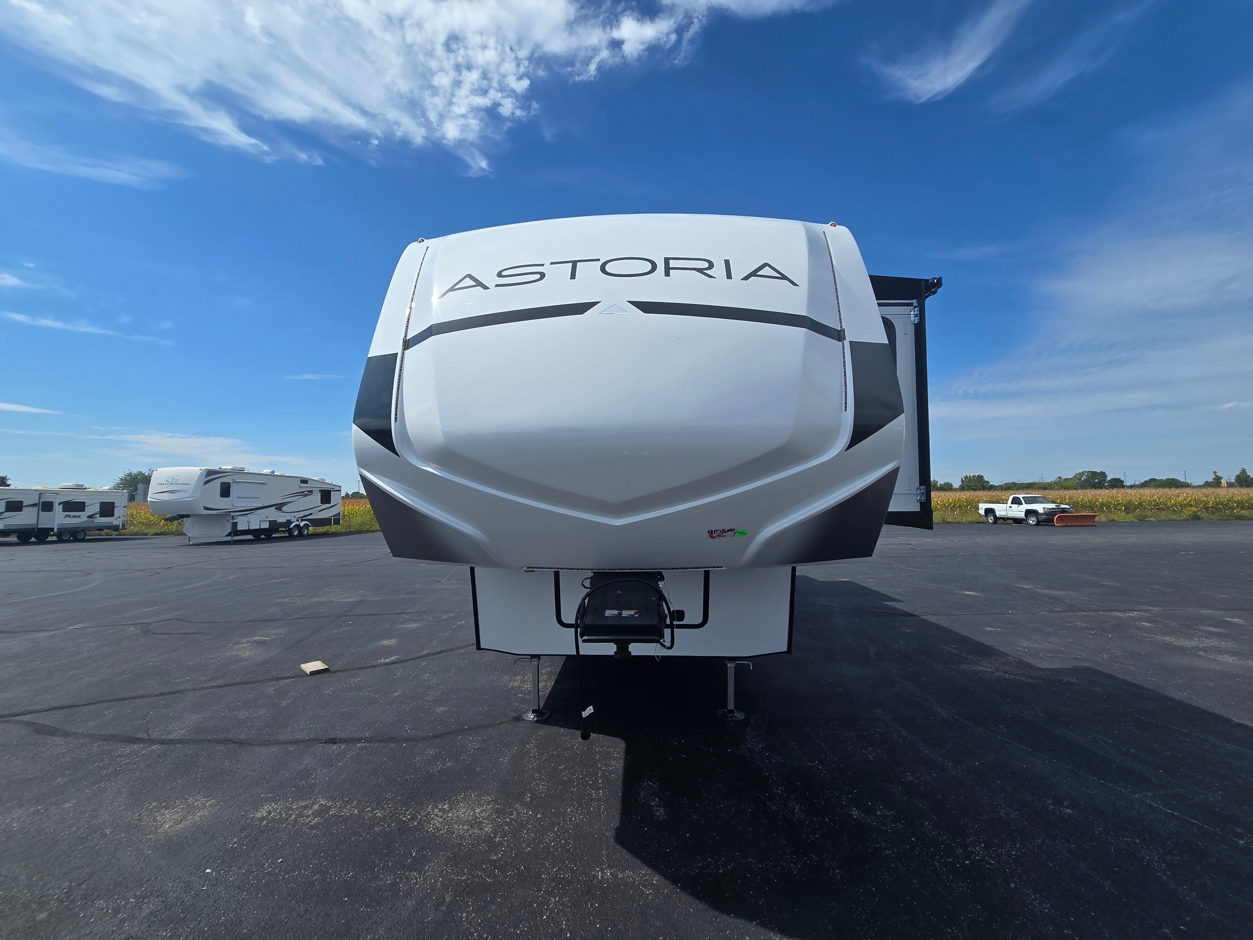 2026 Dutchmen Astoria Fifth Wheel 260RK in bay city MI