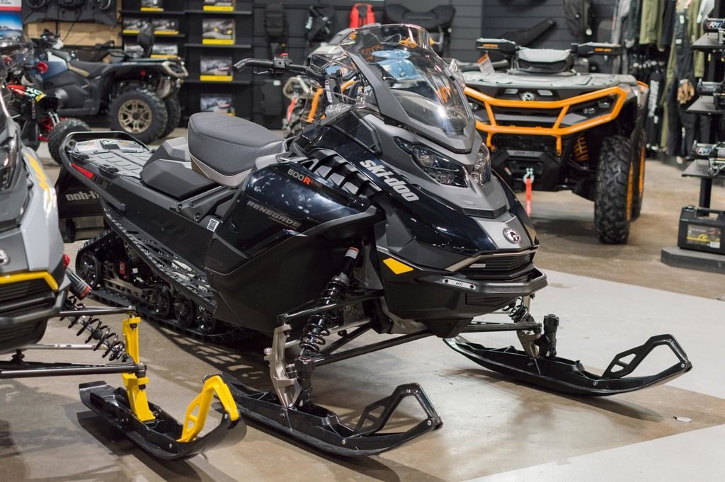 2026 Ski-Doo Renegade® Adrenaline® with Enduro Package 600R E-TEC in dunmore PA