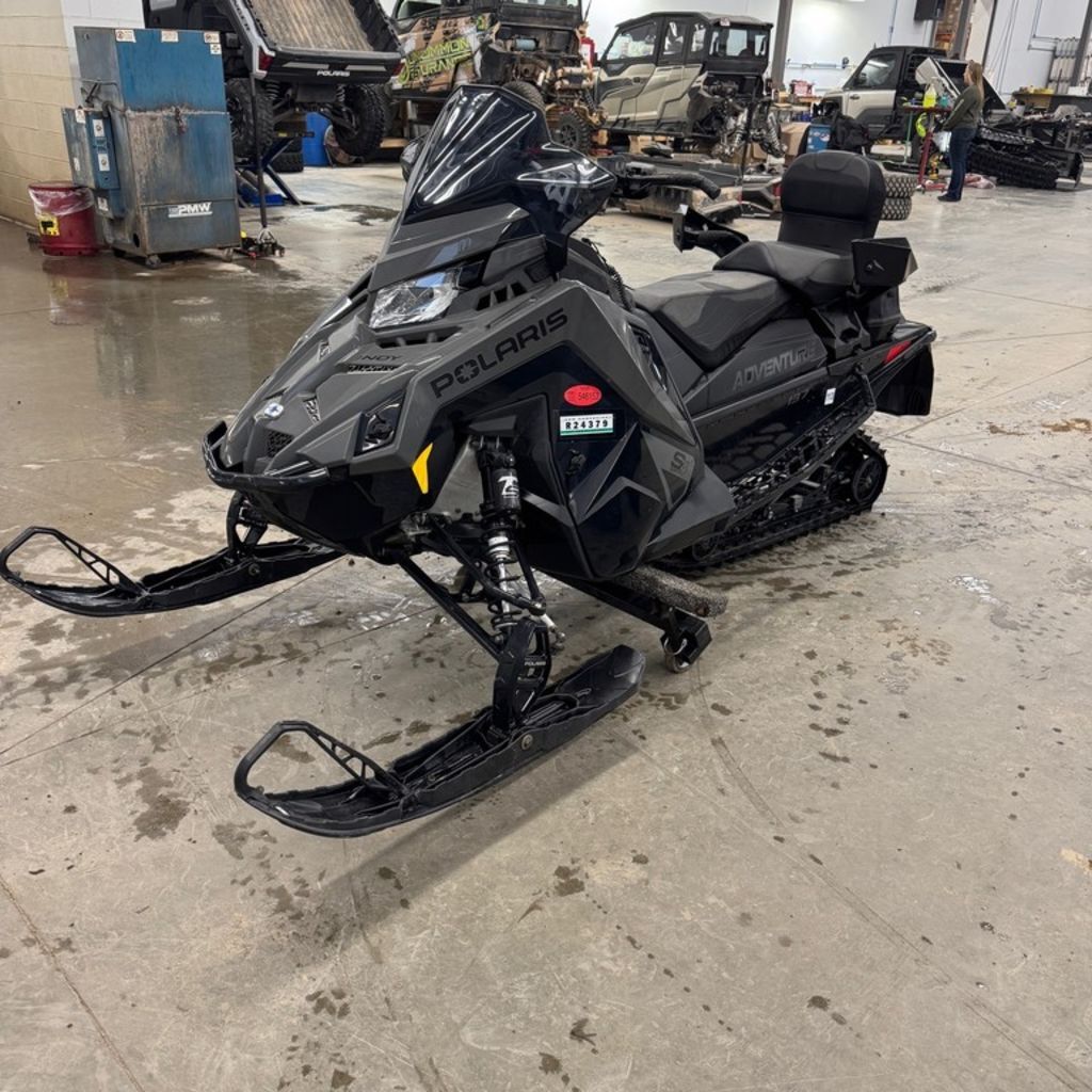 2024 Polaris® ProStar S4 Indy Adventure 137 Gloss Black PROSTAR S4 ADVENTURE 137 in watkins MN