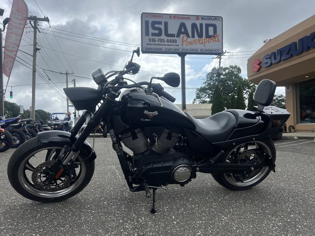 2015 Victory Motorcycles® Hammer 8-Ball® Gloss Black 8-BALL in Massapequa, NY