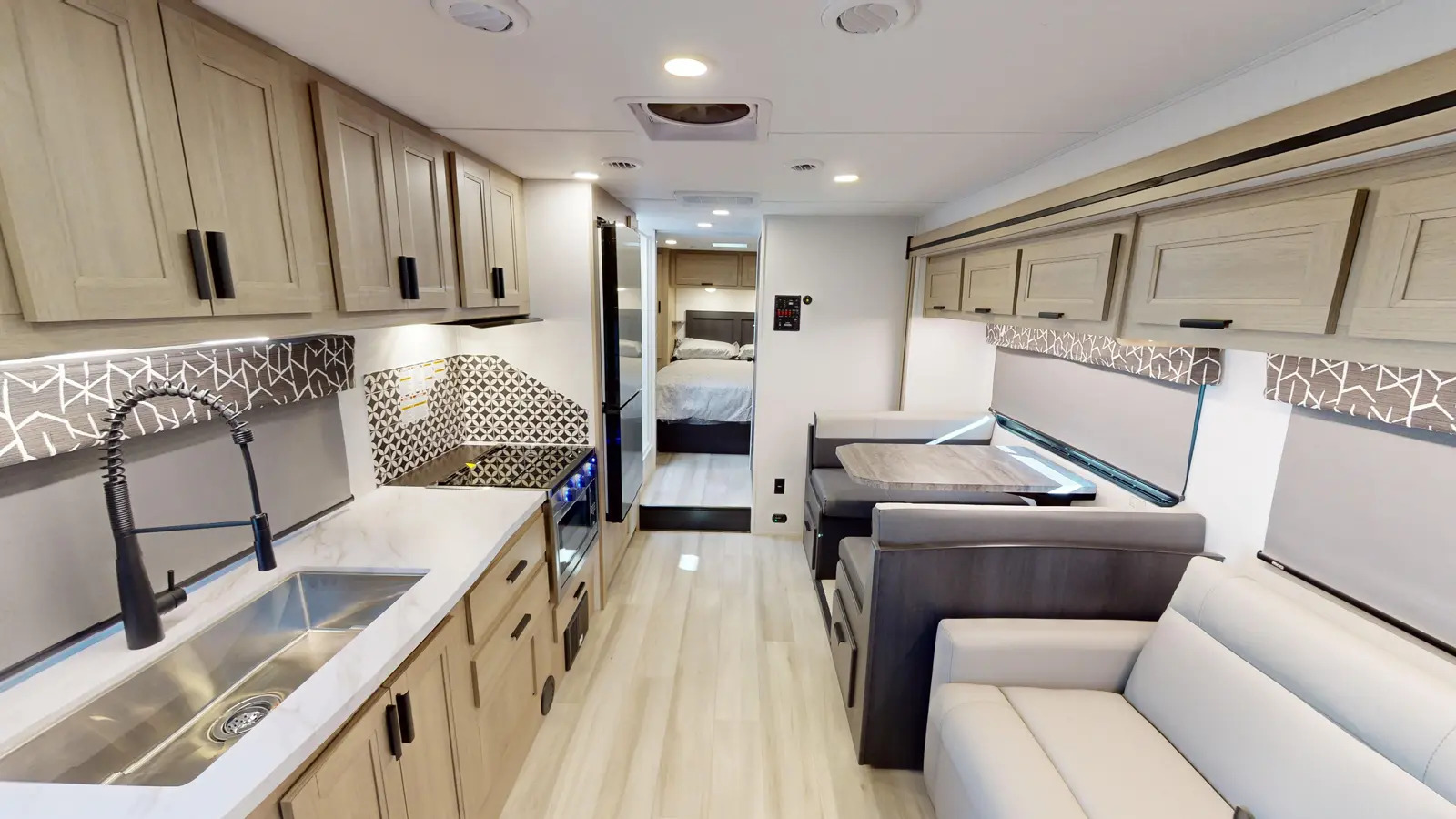 2026 Forest River FOREST RIVER SUNSEEKER 2850 SLEF in castle hayne NC