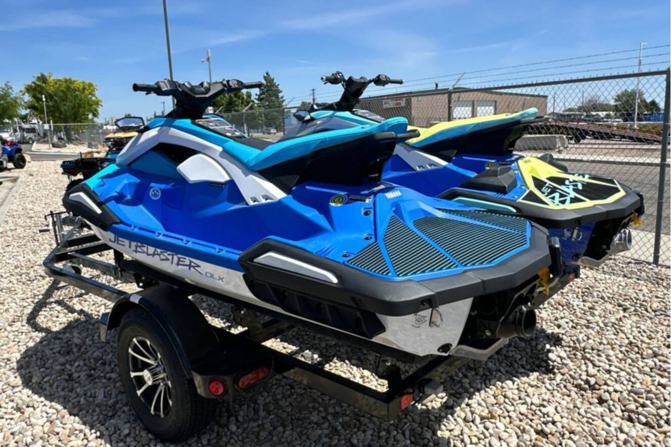 A photo of this 2026 Yamaha JETBLASTER DLX 3-AZURE BLUE/WHITE