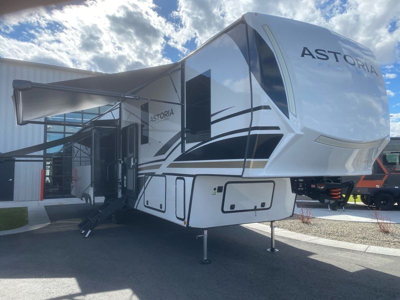 2026 Dutchmen Astoria 3403RKP in billings MT