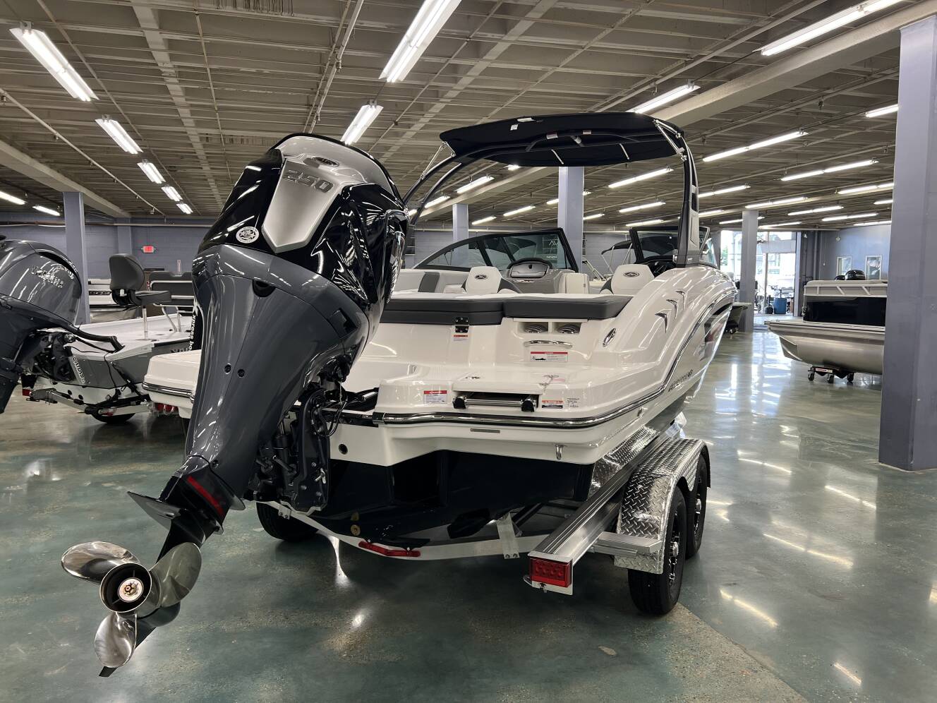 A photo of this 2026 Chaparral 23 SSI OB
