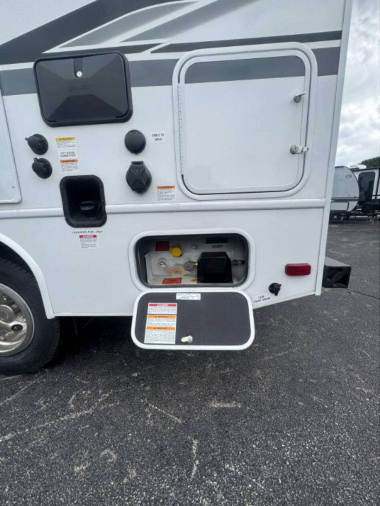 A photo of this 2026 Jayco Redhawk SE 20LF